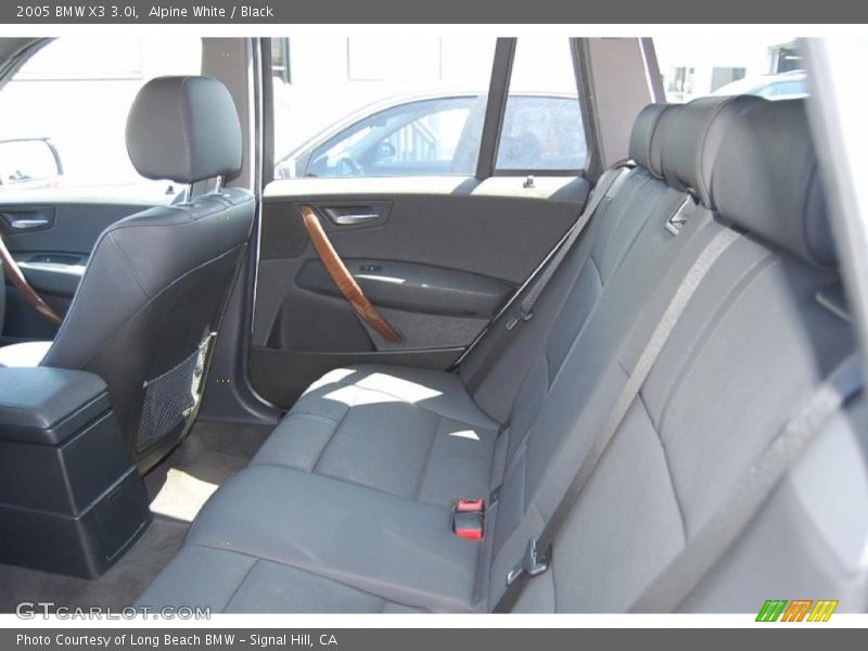 Alpine White / Black 2005 BMW X3 3.0i