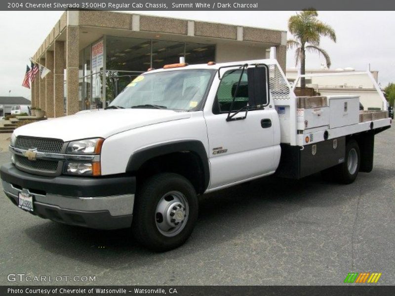 Summit White / Dark Charcoal 2004 Chevrolet Silverado 3500HD Regular Cab Chassis