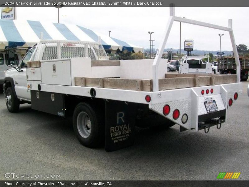 Summit White / Dark Charcoal 2004 Chevrolet Silverado 3500HD Regular Cab Chassis