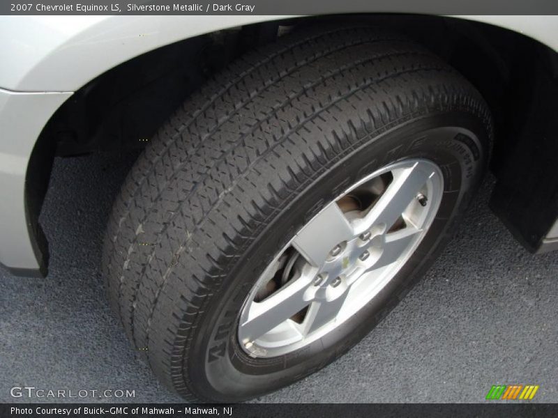 Silverstone Metallic / Dark Gray 2007 Chevrolet Equinox LS
