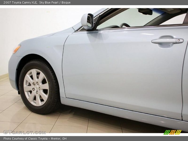 Sky Blue Pearl / Bisque 2007 Toyota Camry XLE