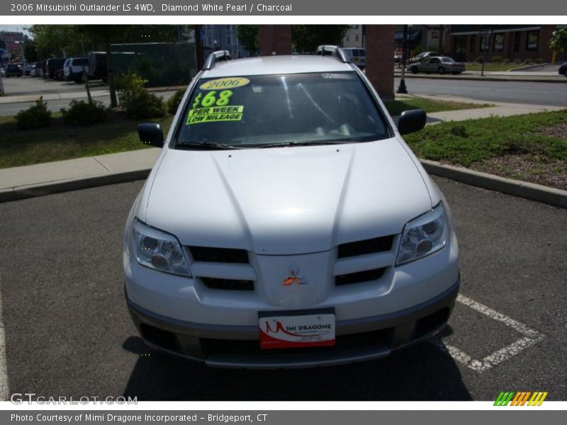 Diamond White Pearl / Charcoal 2006 Mitsubishi Outlander LS 4WD