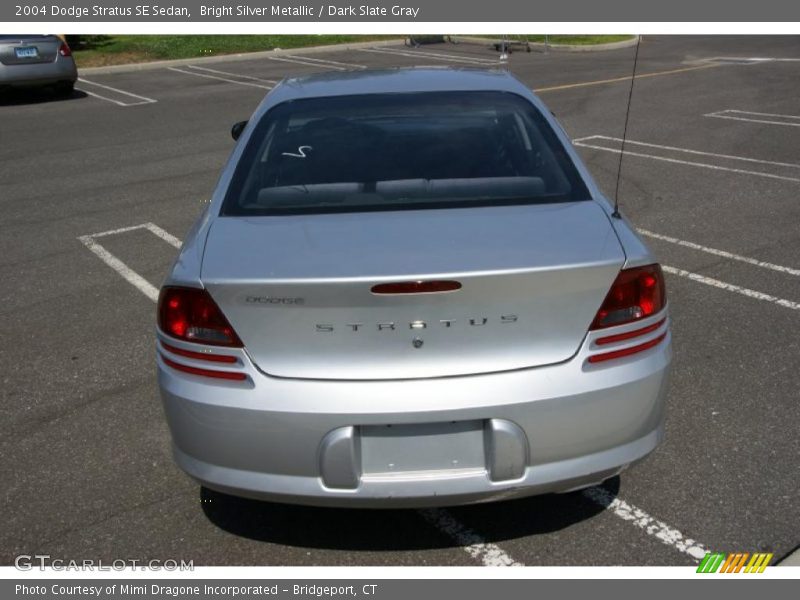 Bright Silver Metallic / Dark Slate Gray 2004 Dodge Stratus SE Sedan