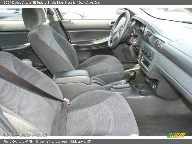 Bright Silver Metallic / Dark Slate Gray 2004 Dodge Stratus SE Sedan