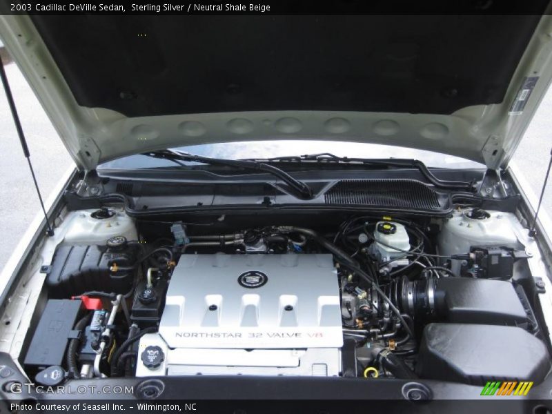 Sterling Silver / Neutral Shale Beige 2003 Cadillac DeVille Sedan