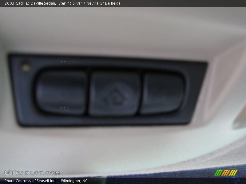 Sterling Silver / Neutral Shale Beige 2003 Cadillac DeVille Sedan