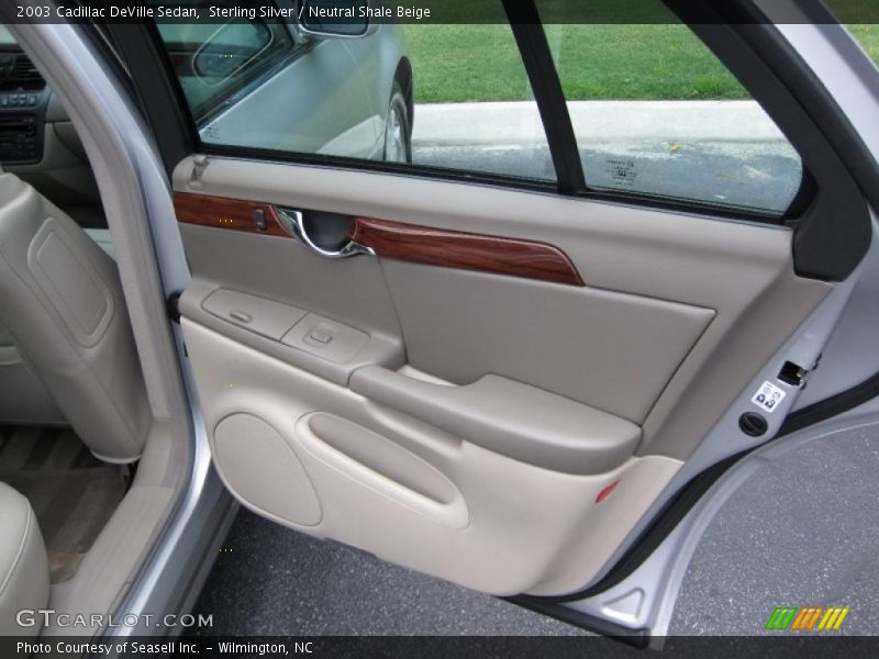 Sterling Silver / Neutral Shale Beige 2003 Cadillac DeVille Sedan