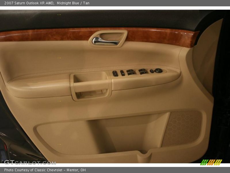 Midnight Blue / Tan 2007 Saturn Outlook XR AWD