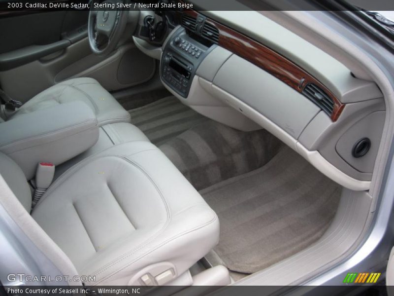 Sterling Silver / Neutral Shale Beige 2003 Cadillac DeVille Sedan