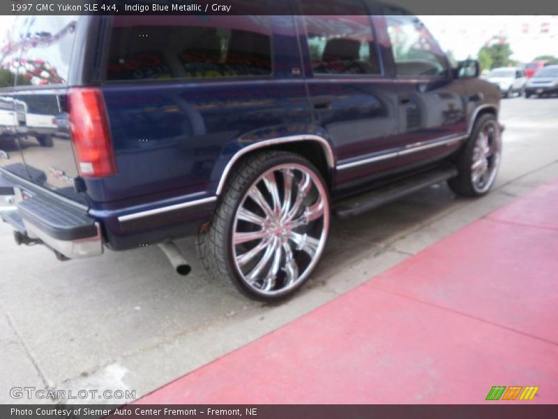 Indigo Blue Metallic / Gray 1997 GMC Yukon SLE 4x4