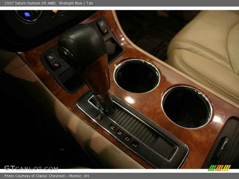 Midnight Blue / Tan 2007 Saturn Outlook XR AWD