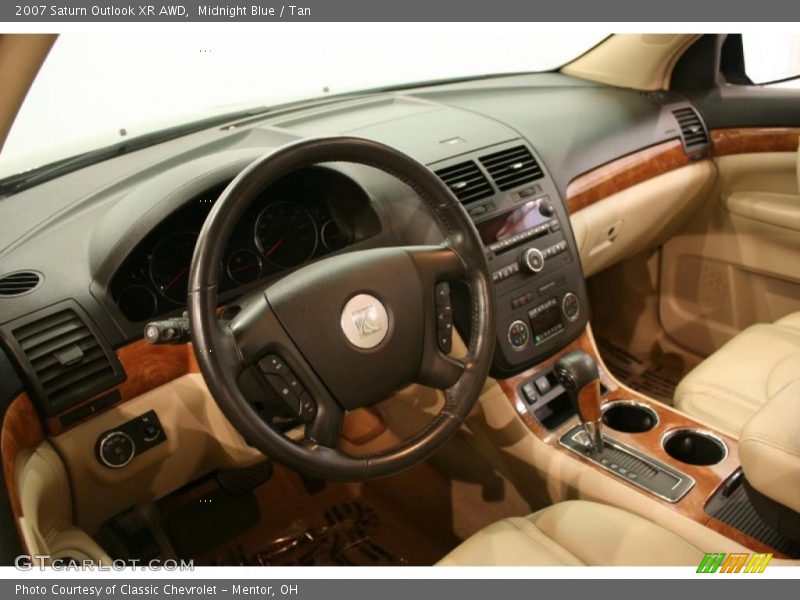 Midnight Blue / Tan 2007 Saturn Outlook XR AWD
