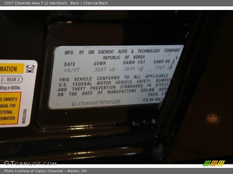 Black / Charcoal Black 2007 Chevrolet Aveo 5 LS Hatchback