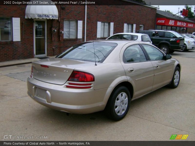 Light Almond Pearl / Sandstone 2002 Dodge Stratus SXT Sedan