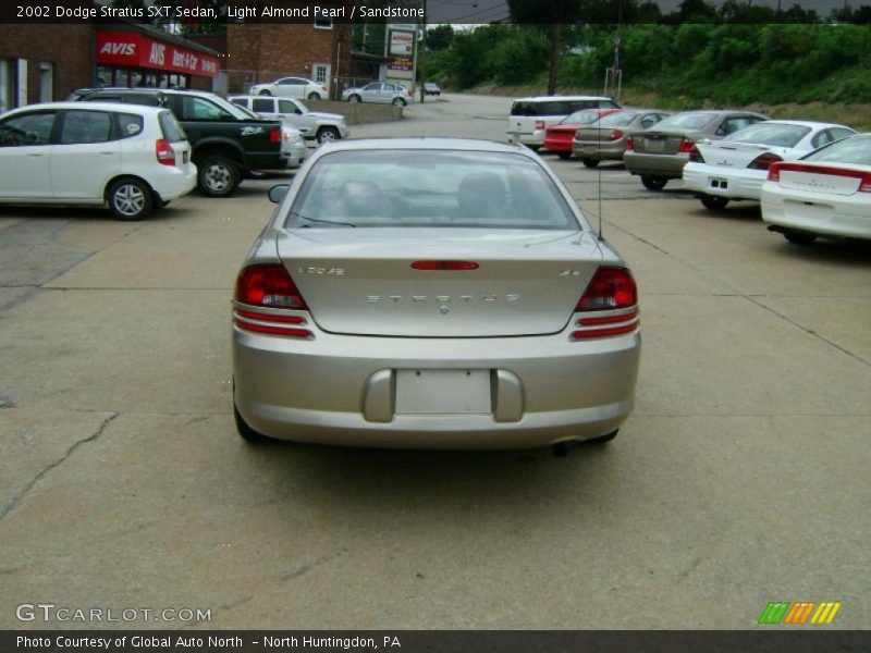 Light Almond Pearl / Sandstone 2002 Dodge Stratus SXT Sedan