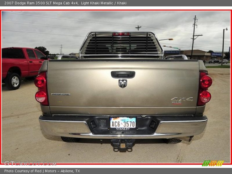 Light Khaki Metallic / Khaki 2007 Dodge Ram 3500 SLT Mega Cab 4x4