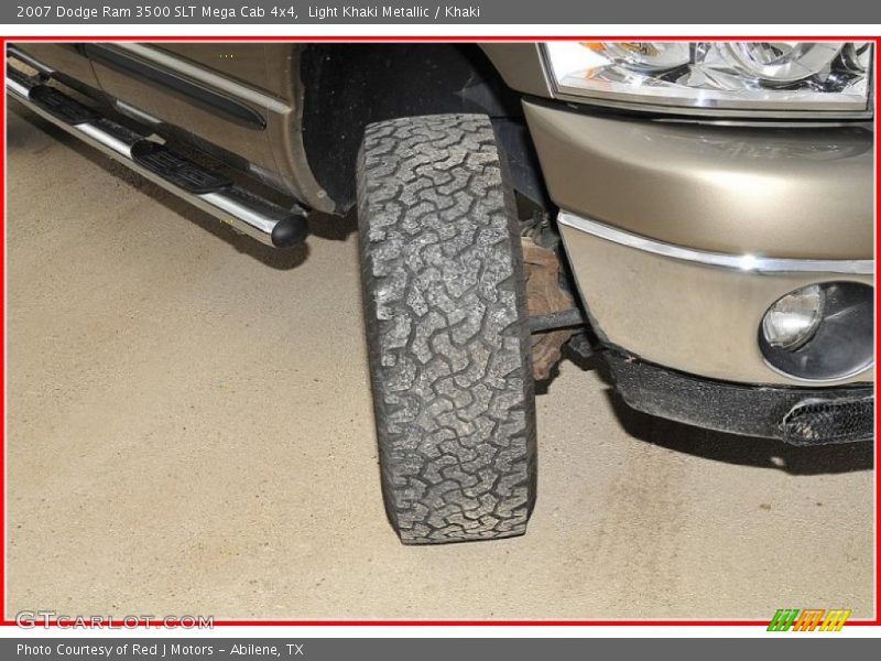 Light Khaki Metallic / Khaki 2007 Dodge Ram 3500 SLT Mega Cab 4x4