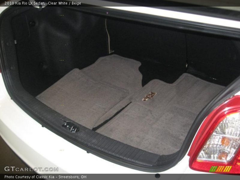 Clear White / Beige 2010 Kia Rio LX Sedan