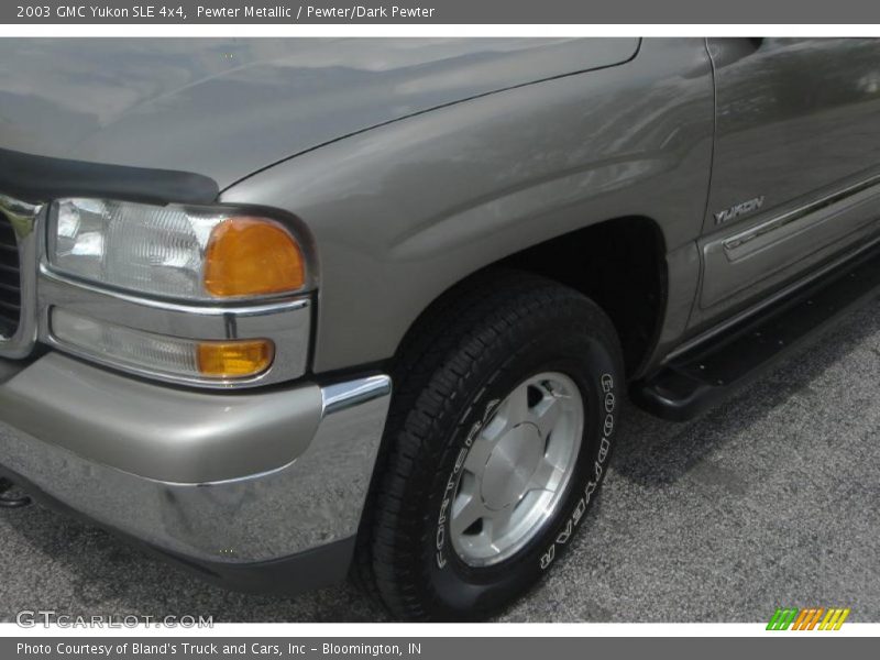 Pewter Metallic / Pewter/Dark Pewter 2003 GMC Yukon SLE 4x4