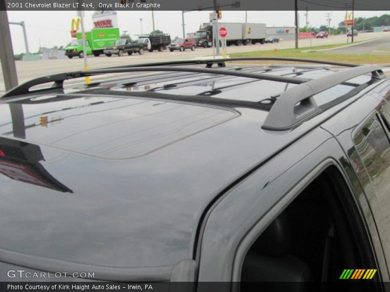 Onyx Black / Graphite 2001 Chevrolet Blazer LT 4x4