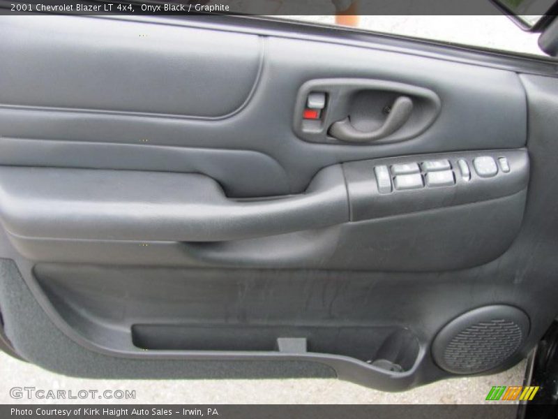 Onyx Black / Graphite 2001 Chevrolet Blazer LT 4x4