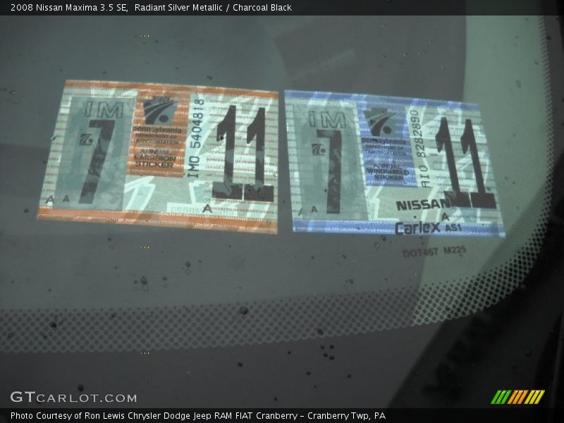 Radiant Silver Metallic / Charcoal Black 2008 Nissan Maxima 3.5 SE