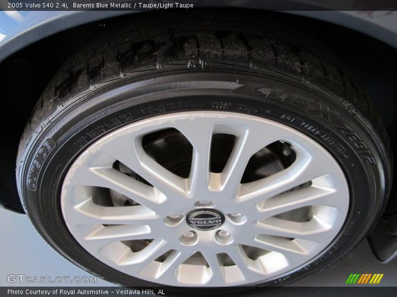 Barents Blue Metallic / Taupe/Light Taupe 2005 Volvo S40 2.4i