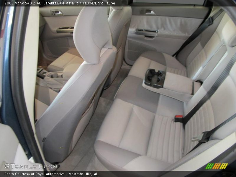 Barents Blue Metallic / Taupe/Light Taupe 2005 Volvo S40 2.4i