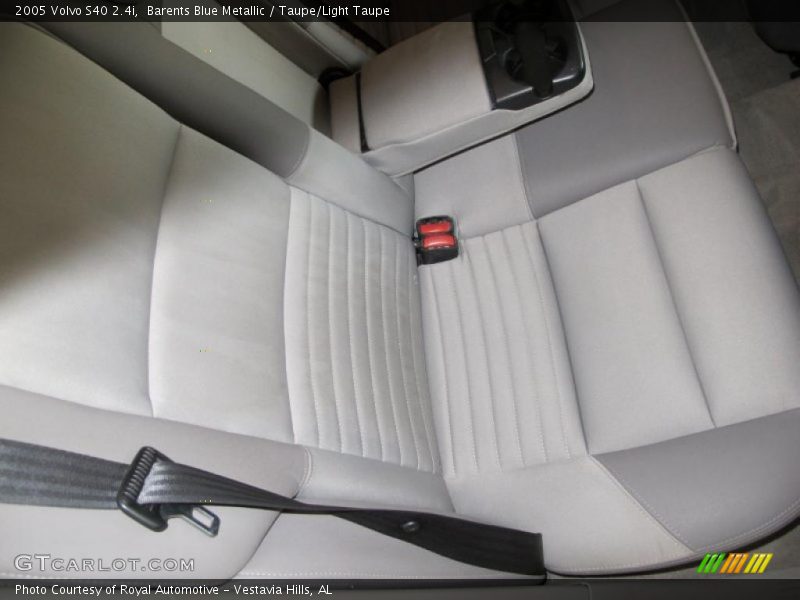 Barents Blue Metallic / Taupe/Light Taupe 2005 Volvo S40 2.4i