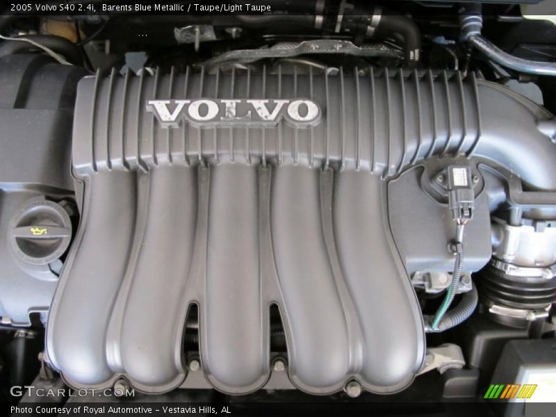 Barents Blue Metallic / Taupe/Light Taupe 2005 Volvo S40 2.4i