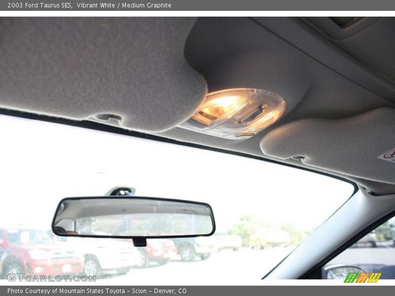 Vibrant White / Medium Graphite 2003 Ford Taurus SES