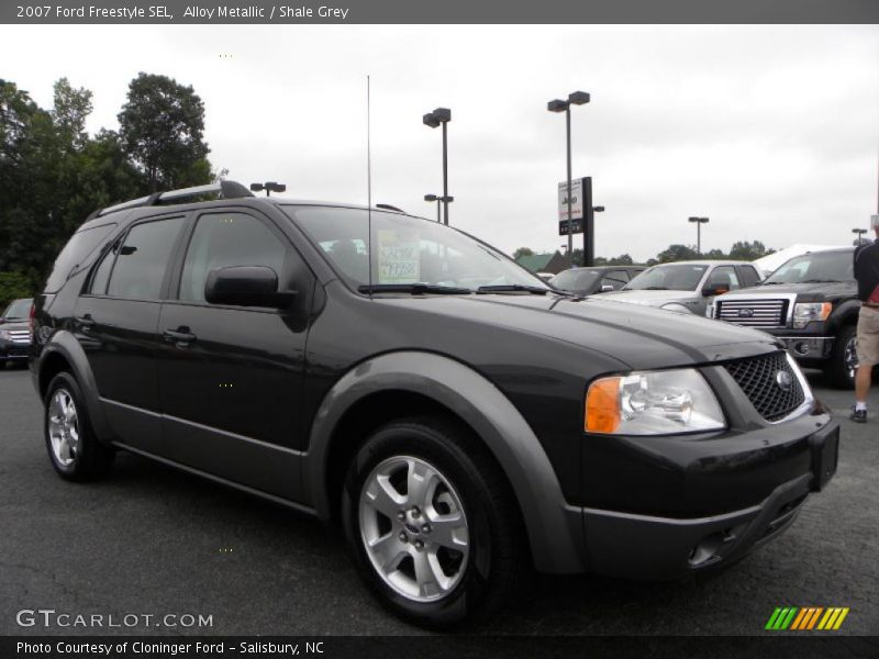 Alloy Metallic / Shale Grey 2007 Ford Freestyle SEL
