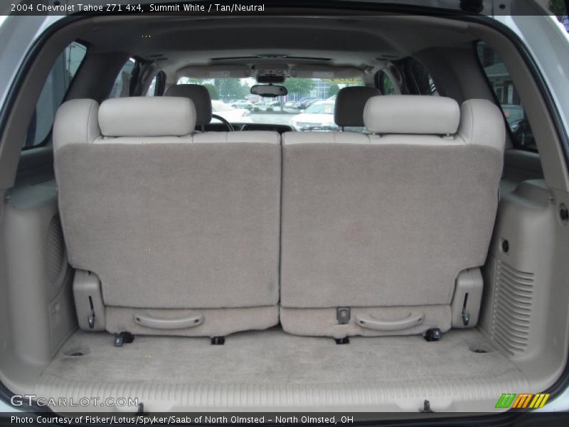 Summit White / Tan/Neutral 2004 Chevrolet Tahoe Z71 4x4