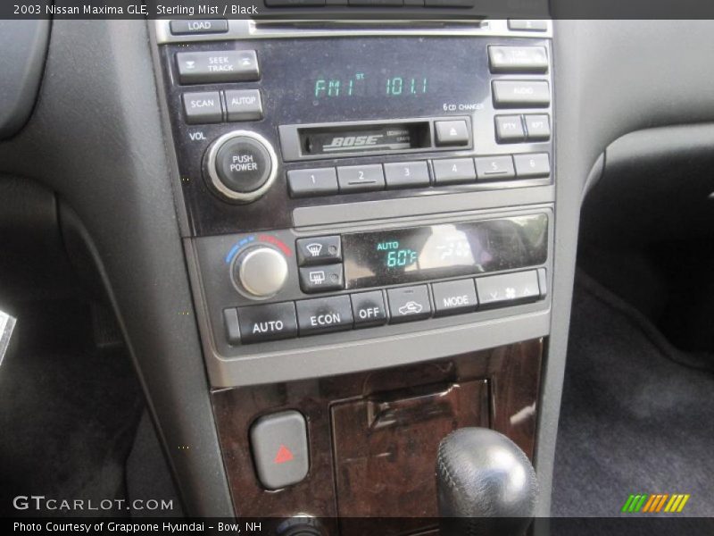 Sterling Mist / Black 2003 Nissan Maxima GLE