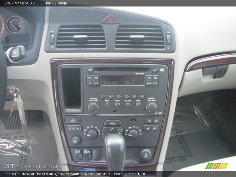 Black / Beige 2007 Volvo S60 2.5T