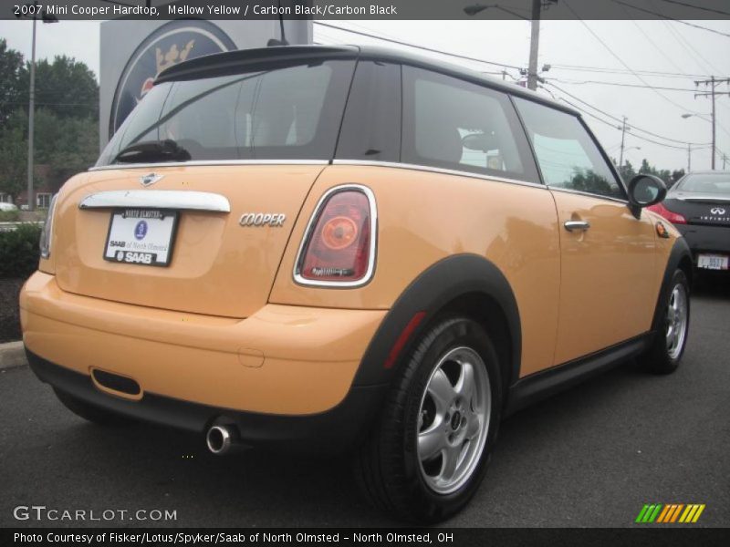 Mellow Yellow / Carbon Black/Carbon Black 2007 Mini Cooper Hardtop