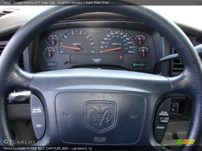 Graphite Metallic / Dark Slate Gray 2002 Dodge Dakota SXT Club Cab
