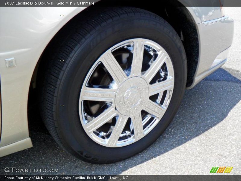 Gold Mist / Cashmere 2007 Cadillac DTS Luxury II