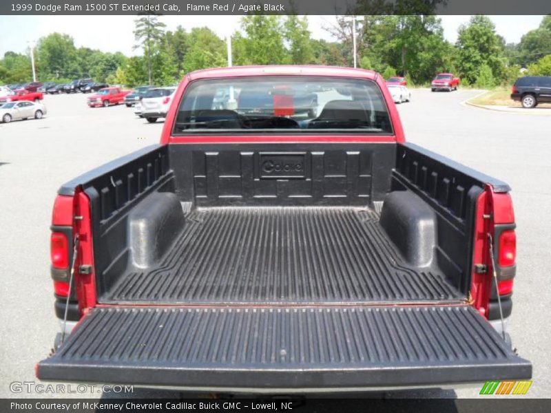 Flame Red / Agate Black 1999 Dodge Ram 1500 ST Extended Cab