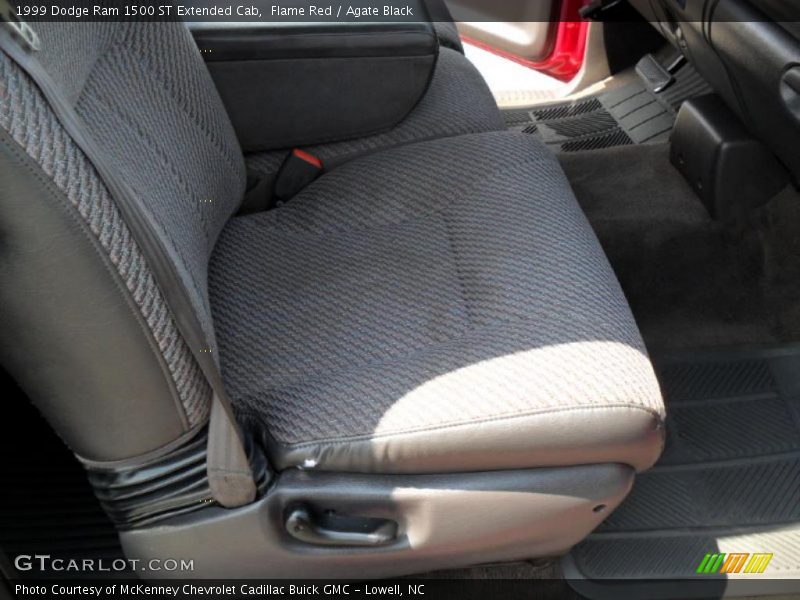 Flame Red / Agate Black 1999 Dodge Ram 1500 ST Extended Cab