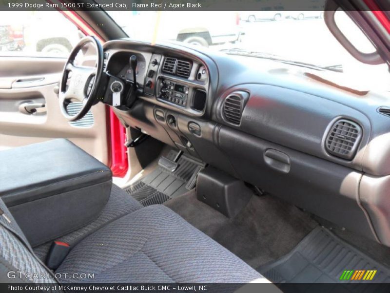 Flame Red / Agate Black 1999 Dodge Ram 1500 ST Extended Cab