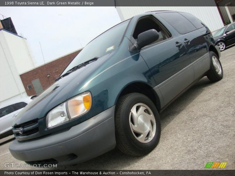 Dark Green Metallic / Beige 1998 Toyota Sienna LE