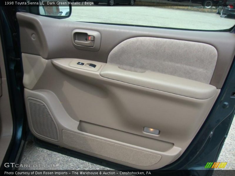 Dark Green Metallic / Beige 1998 Toyota Sienna LE
