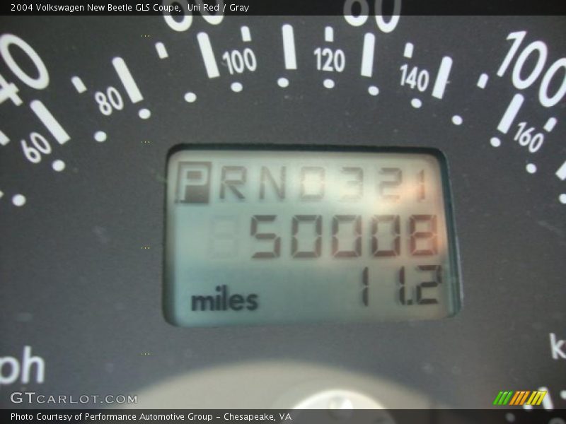 Uni Red / Gray 2004 Volkswagen New Beetle GLS Coupe