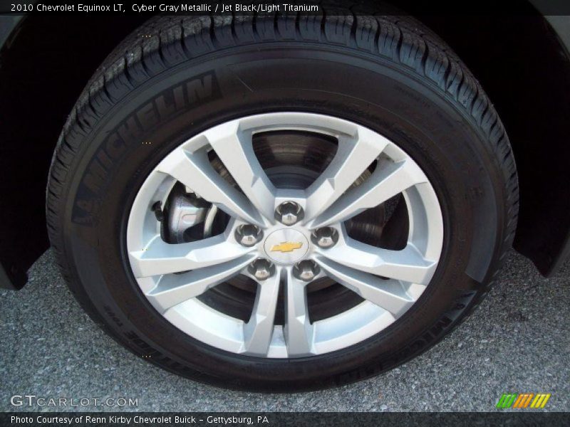 Cyber Gray Metallic / Jet Black/Light Titanium 2010 Chevrolet Equinox LT