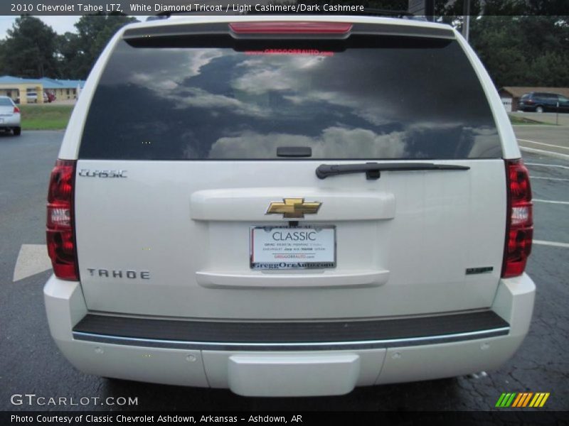 White Diamond Tricoat / Light Cashmere/Dark Cashmere 2010 Chevrolet Tahoe LTZ