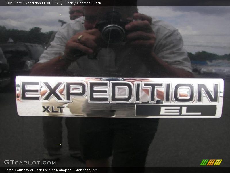 Black / Charcoal Black 2009 Ford Expedition EL XLT 4x4