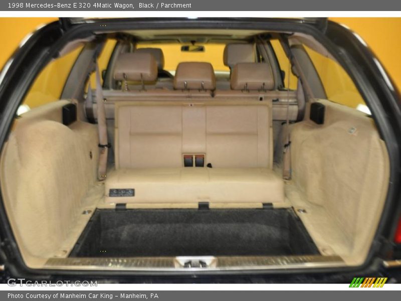 Black / Parchment 1998 Mercedes-Benz E 320 4Matic Wagon
