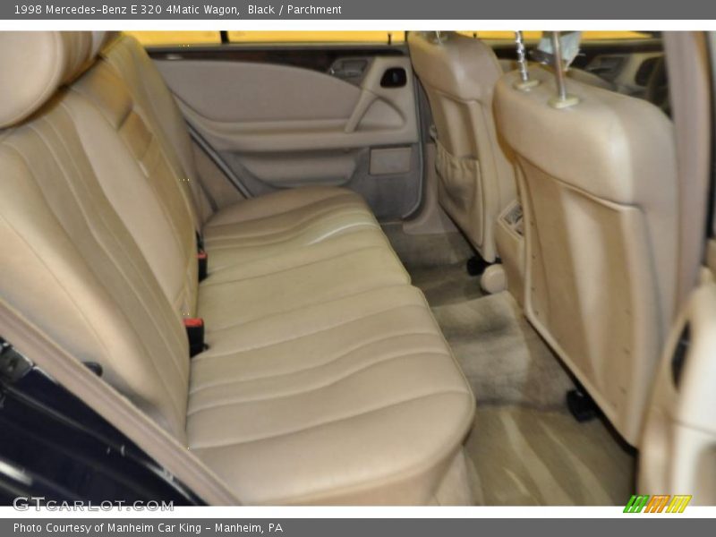 Black / Parchment 1998 Mercedes-Benz E 320 4Matic Wagon
