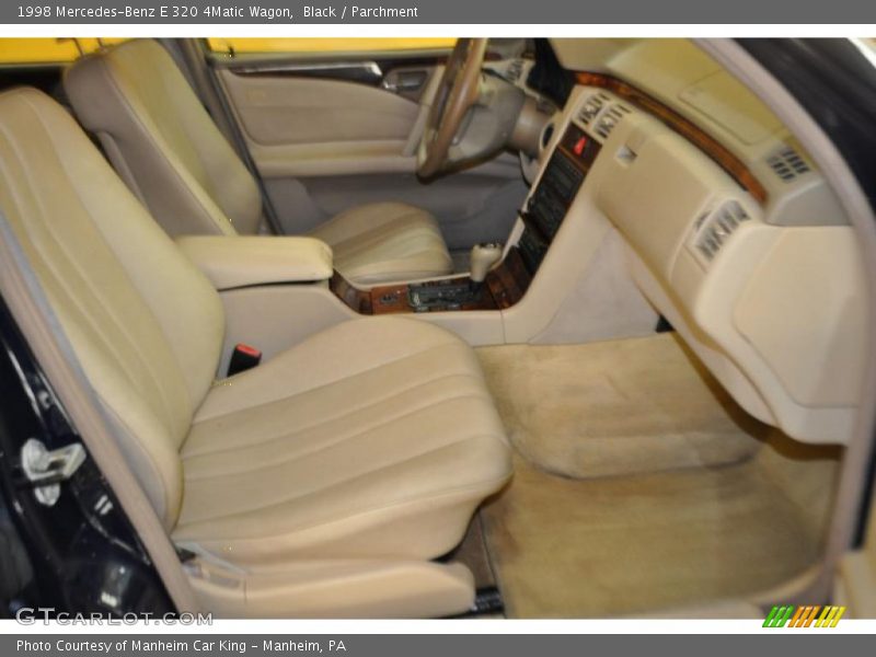 Black / Parchment 1998 Mercedes-Benz E 320 4Matic Wagon